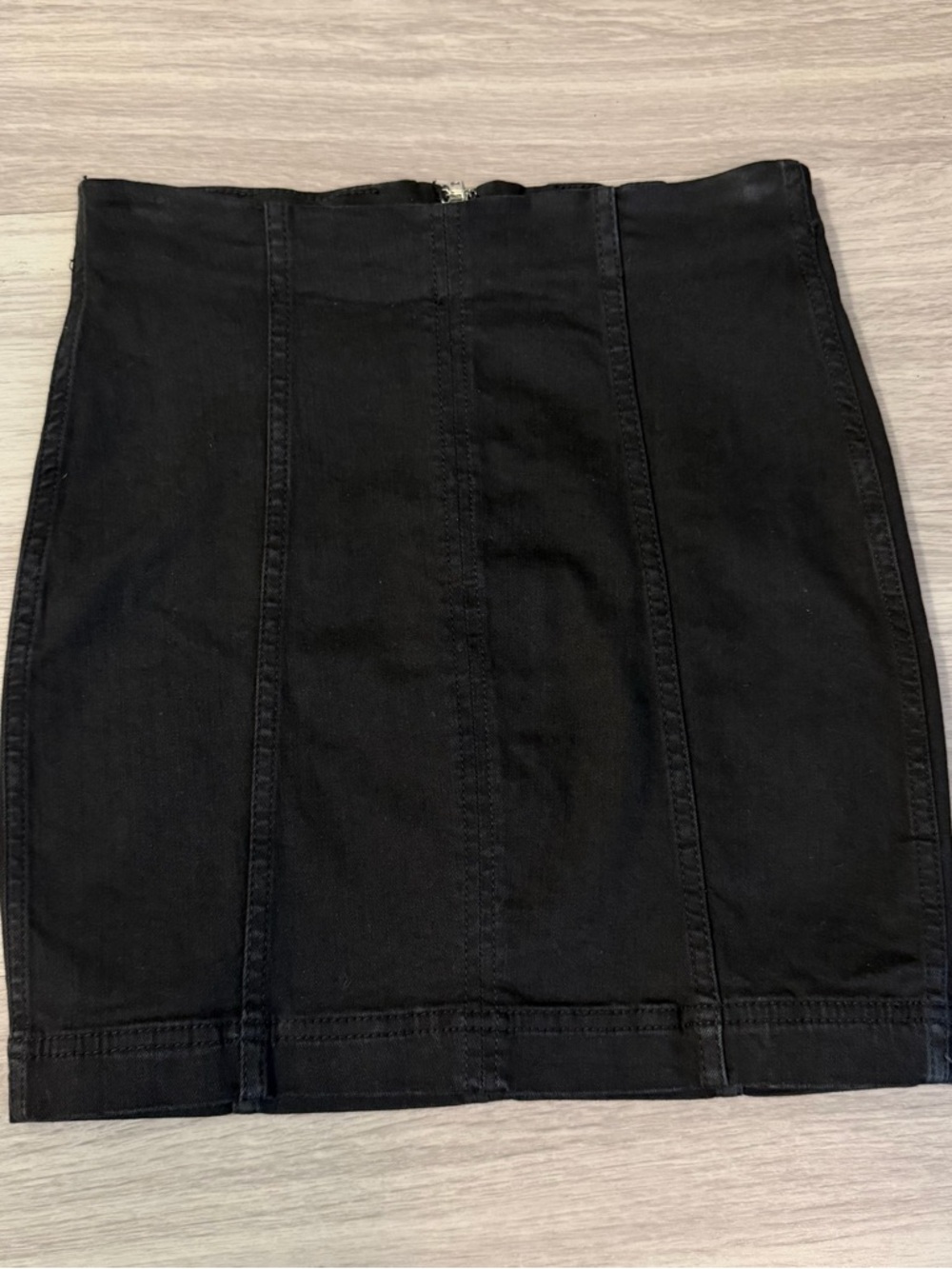 Free People Black Denim Zip Front Mini Skirt, Stretchy |‎ Women’s 4